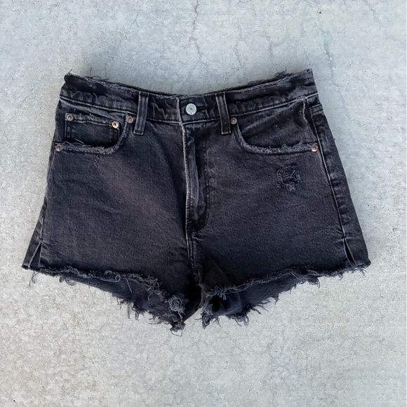 Abercrombie & Fitch Pants - Abercrombie & Fitch The Mom Short High Rise Size 27/4